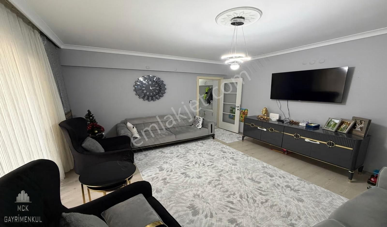 Ufuktepe Cadde Önü Genç Binada Cepheleri Açık Bahçeli 3+1 - Görsel 8