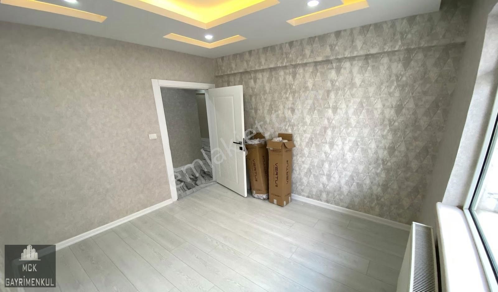 Cadde Dibi Ultra Lüx Yapı Ebv Banyolu Geniş M2 Katta Ön Cephe3+1 - Görsel 18