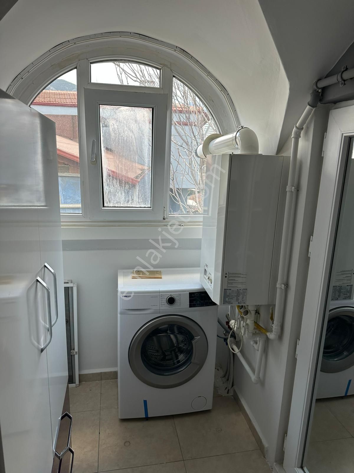 Zeytinköyde Yerden Isıtma Depozitosuz Klimalı 1+1 Kiralık Eşyalı Çatı Katı Apart - Görsel 7