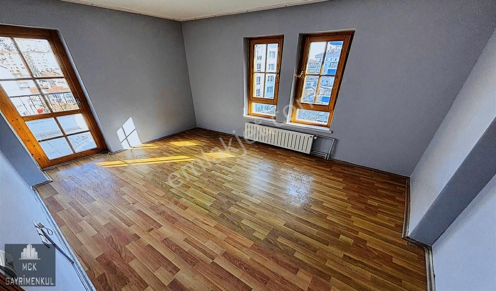 Mck'dan Bölük Caddesi Yakını Katta Masrafsız 3+1 Daire - Görsel 23