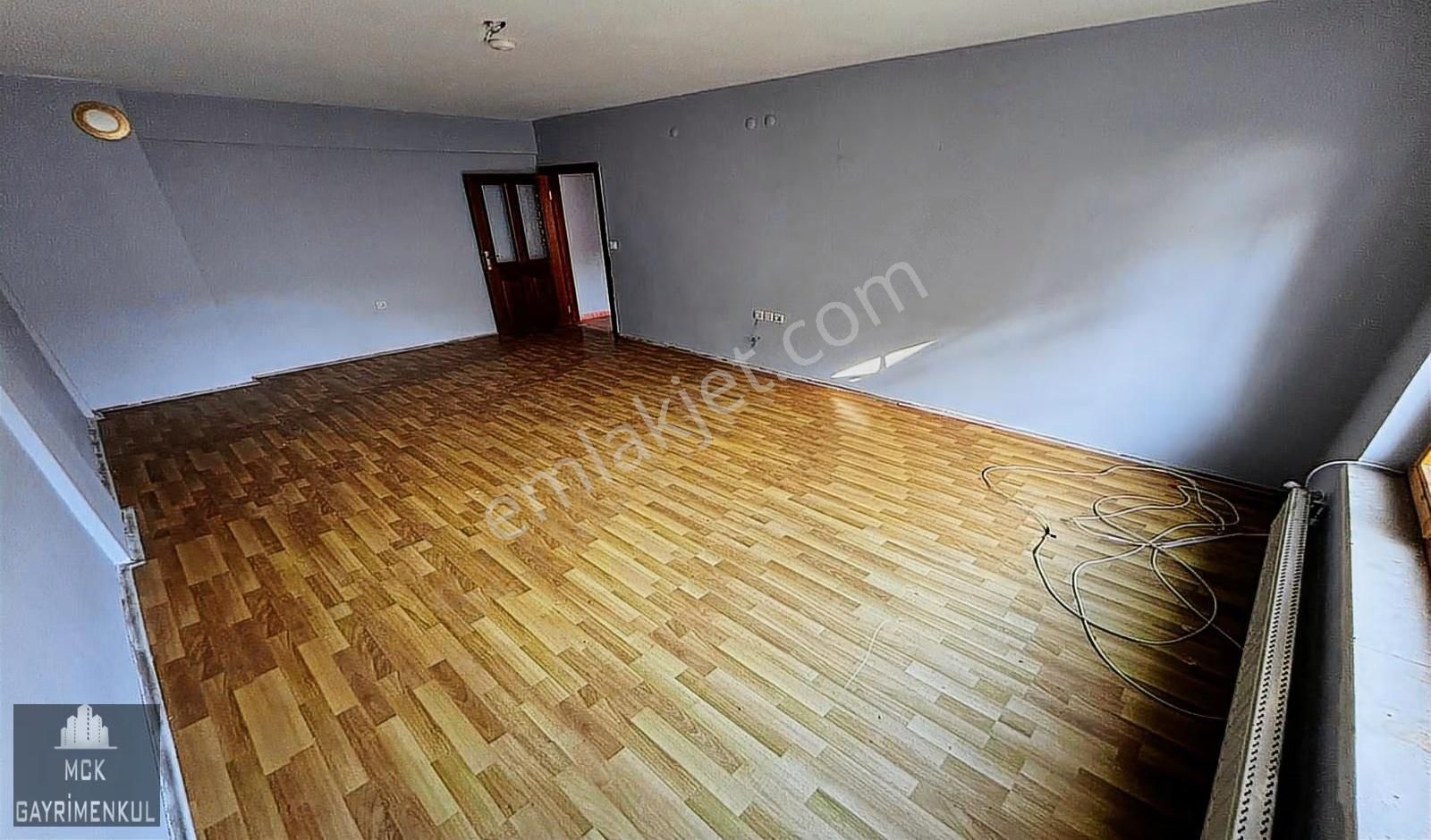 Mck'dan Bölük Caddesi Yakını Katta Masrafsız 3+1 Daire - Görsel 10