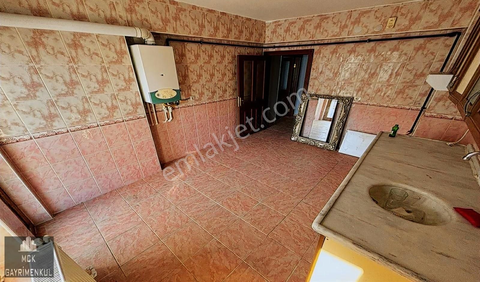 Mck'dan Bölük Caddesi Yakını Katta Masrafsız 3+1 Daire - Görsel 22