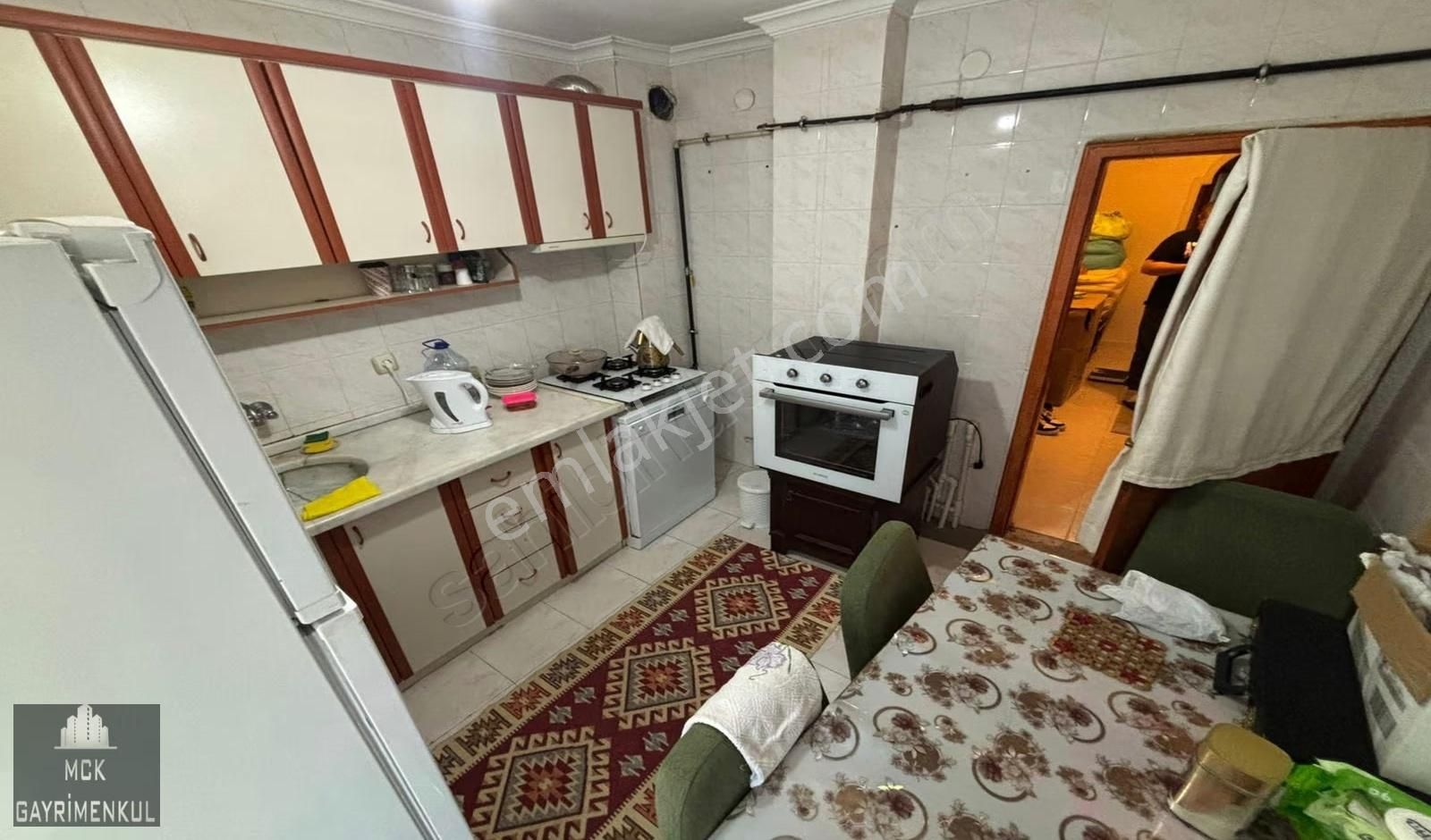 Ufuktepe Karakol Yanı 3+1 1.kat 3 Balkonlu Ara Kat Kupon Daire - Görsel 6