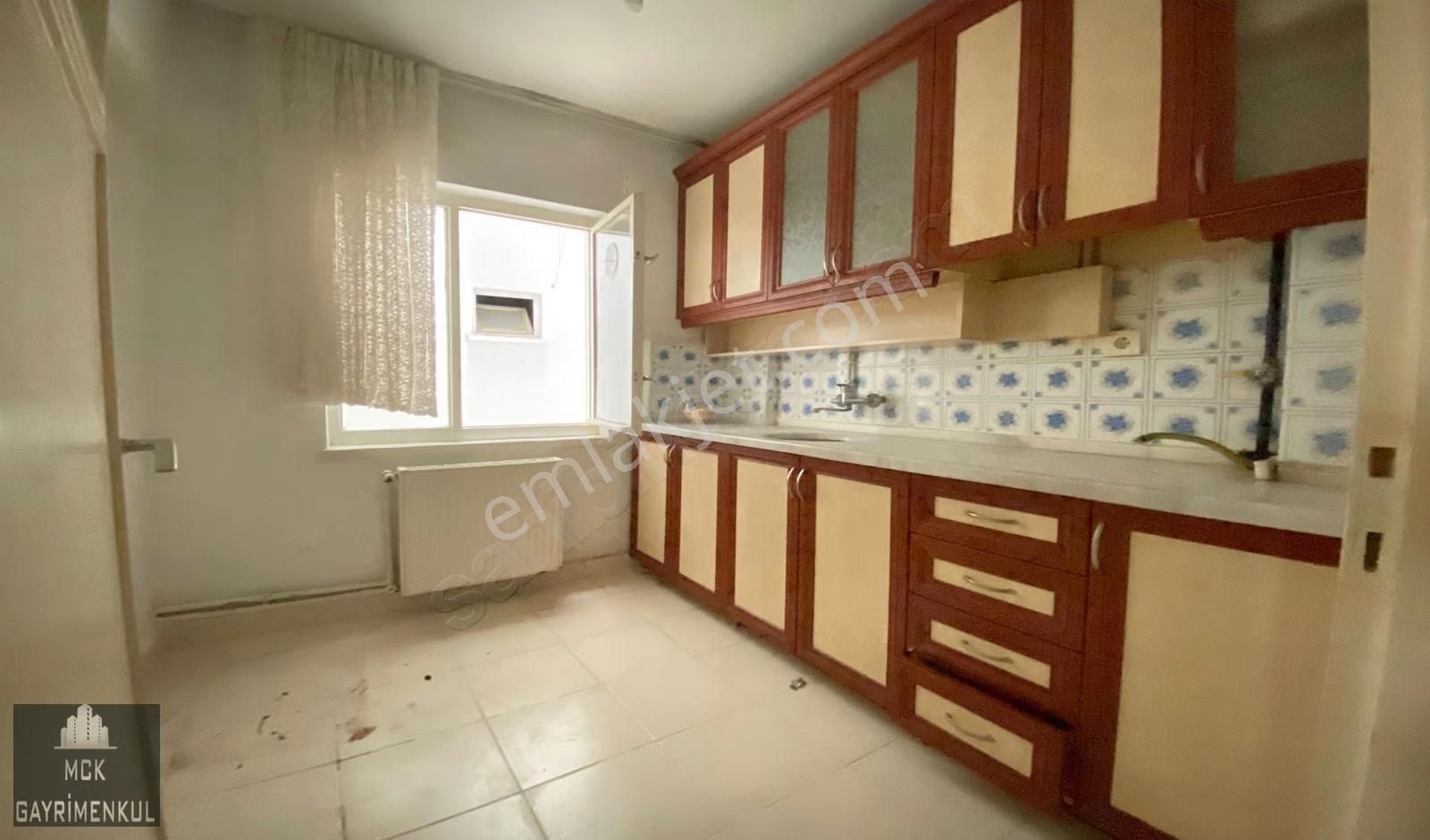 Hastane Yakını Balkonlu Mantolamalı Bölgenin En Kupon Dairesi !! - Görsel 3