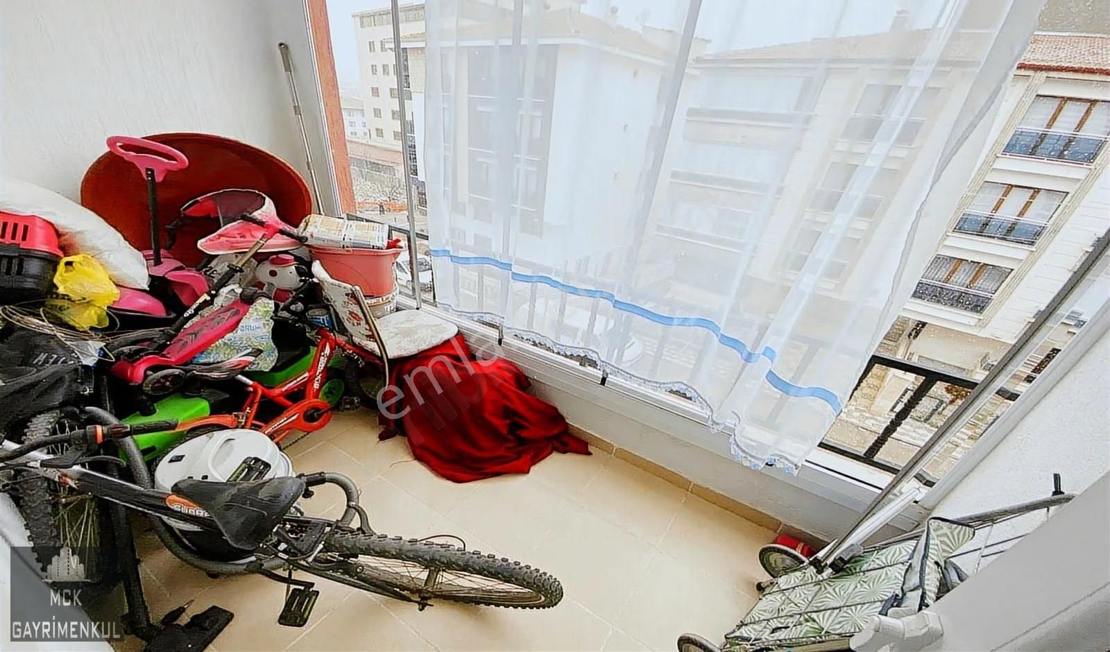 Mck'dan Karakaya'da Kök Tapu İskanlı Cadde Yakını 3+1 - Görsel 25