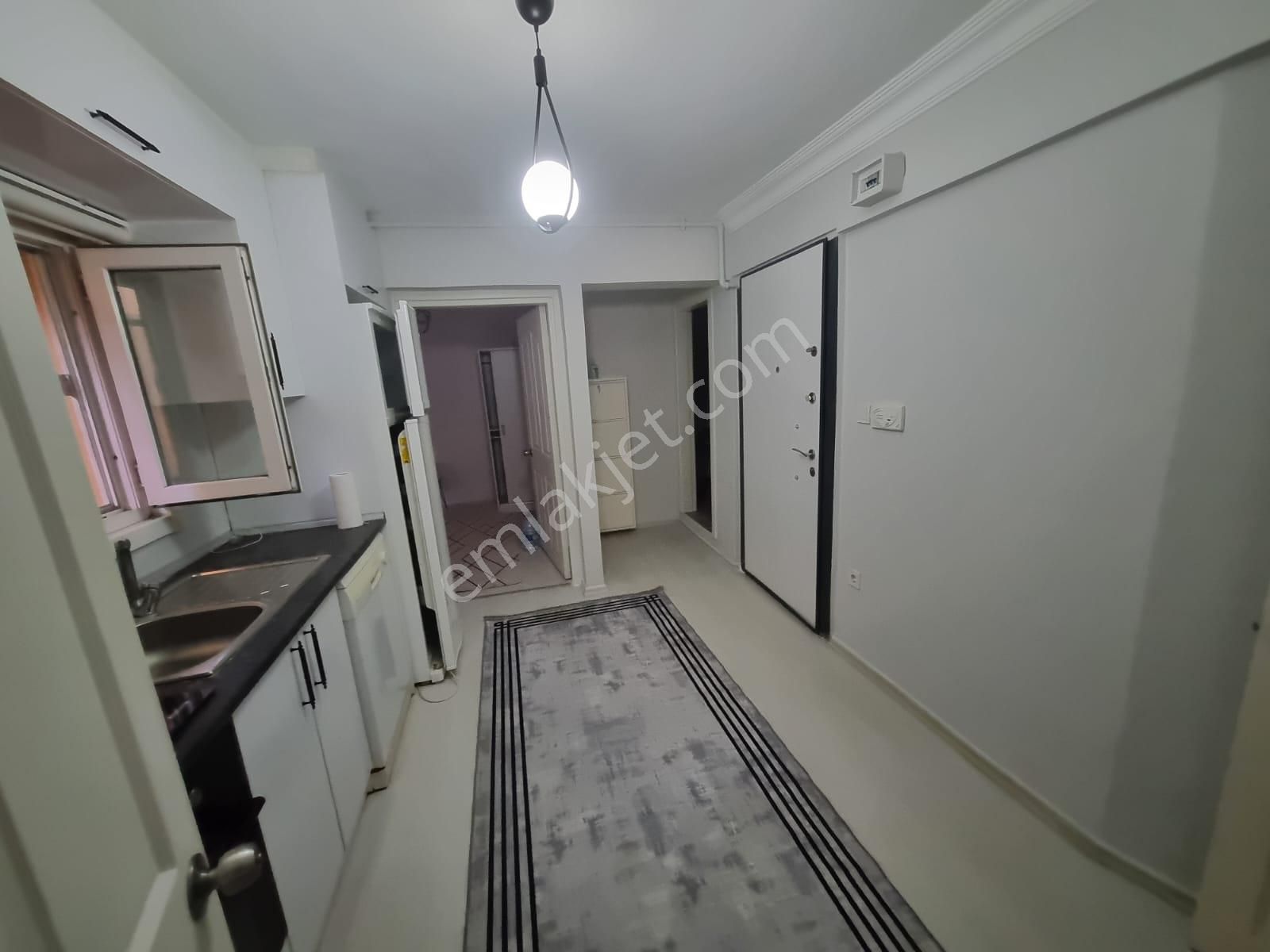 Oryaştan Ataşehir İçerenköyde Eşyalı,balkonlu 85m2 2+1 Daire - Görsel 7