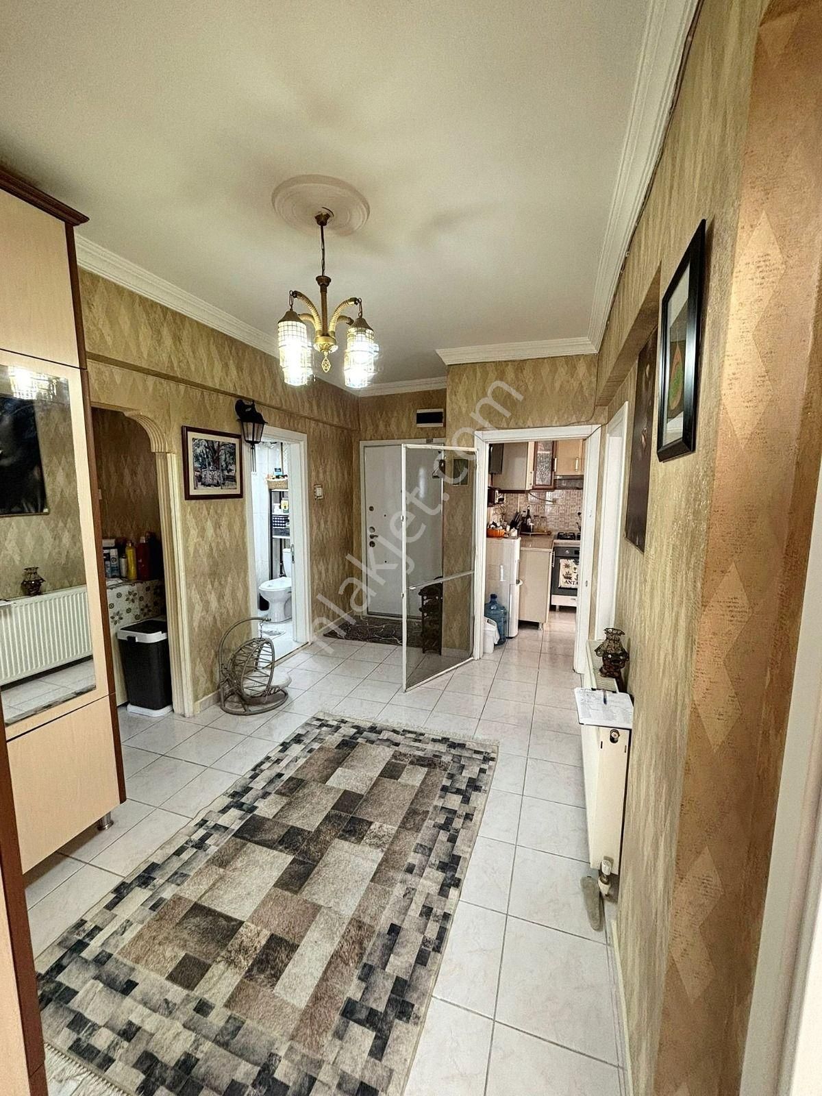 İstasyon Mahallesinde 3+1 Ara Katta Yapılı Kaçırılmaycak Daire - Görsel 12