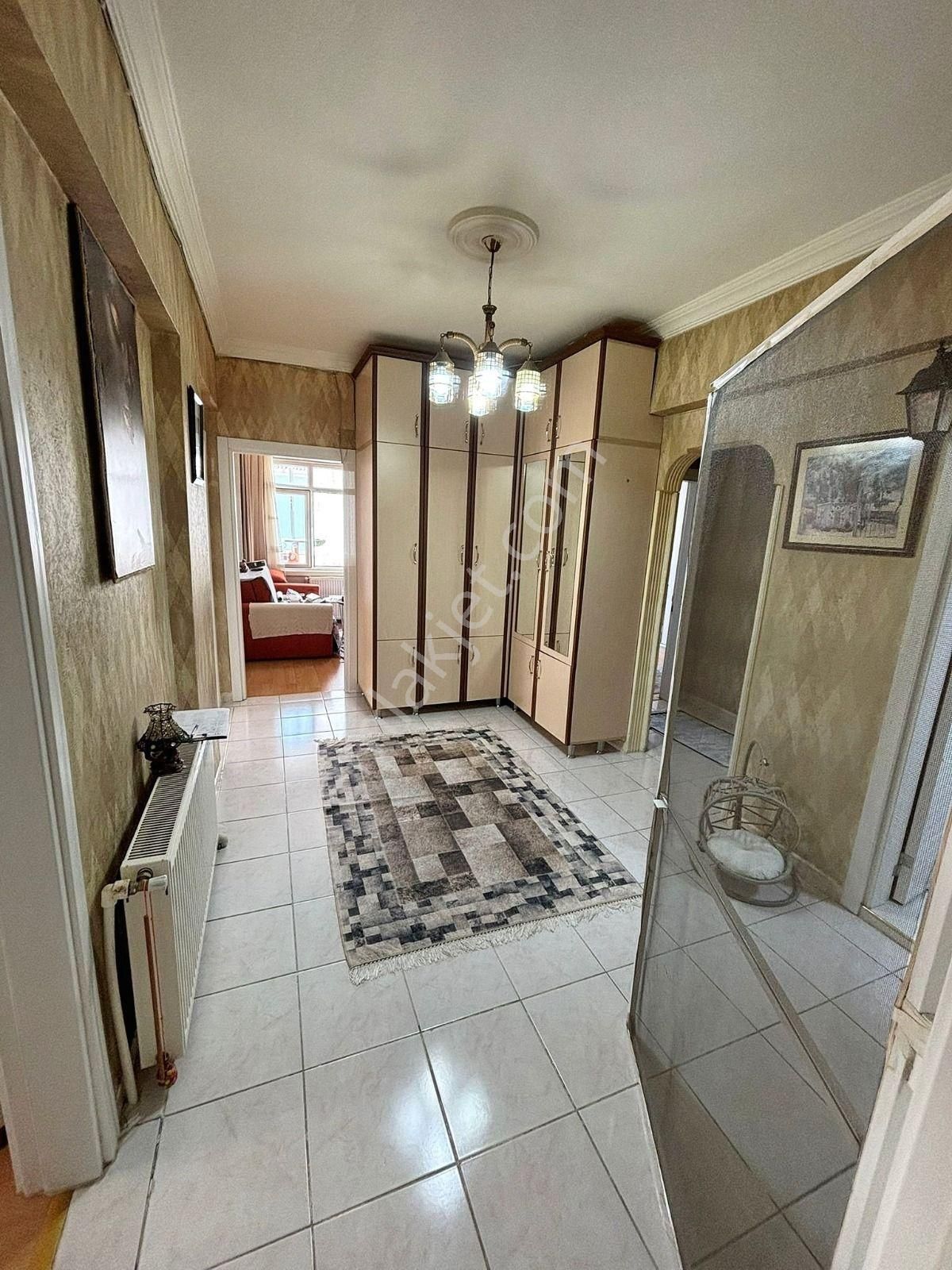 İstasyon Mahallesinde 3+1 Ara Katta Yapılı Kaçırılmaycak Daire - Görsel 11