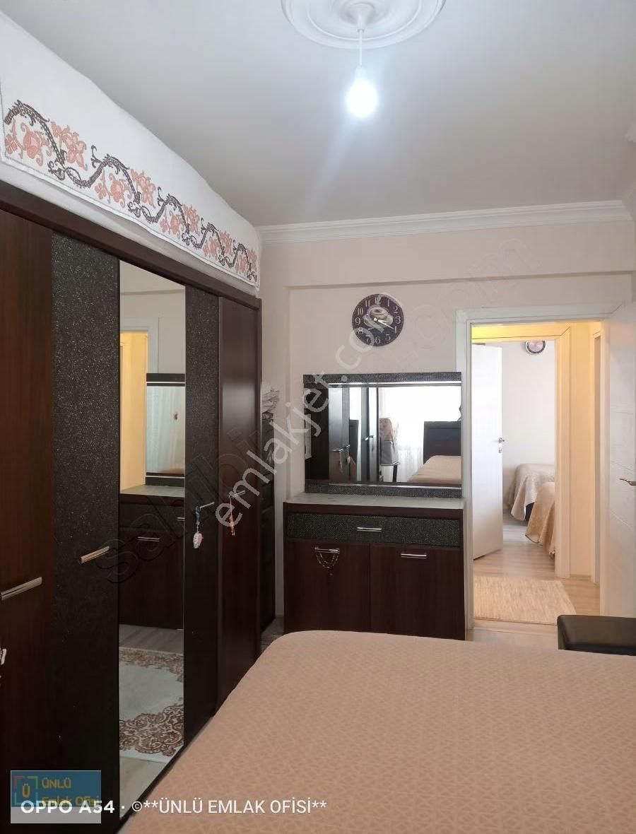 Ünlü Emlaktan Yatay Mimarili Arakat Kombili Manzaralı 3+1 Daire - Görsel 27