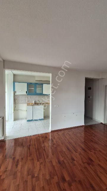 Küçükçekmece Atakent 560 Ada Da Kiralık Boş 1+1 57m2 Daire - Görsel 23