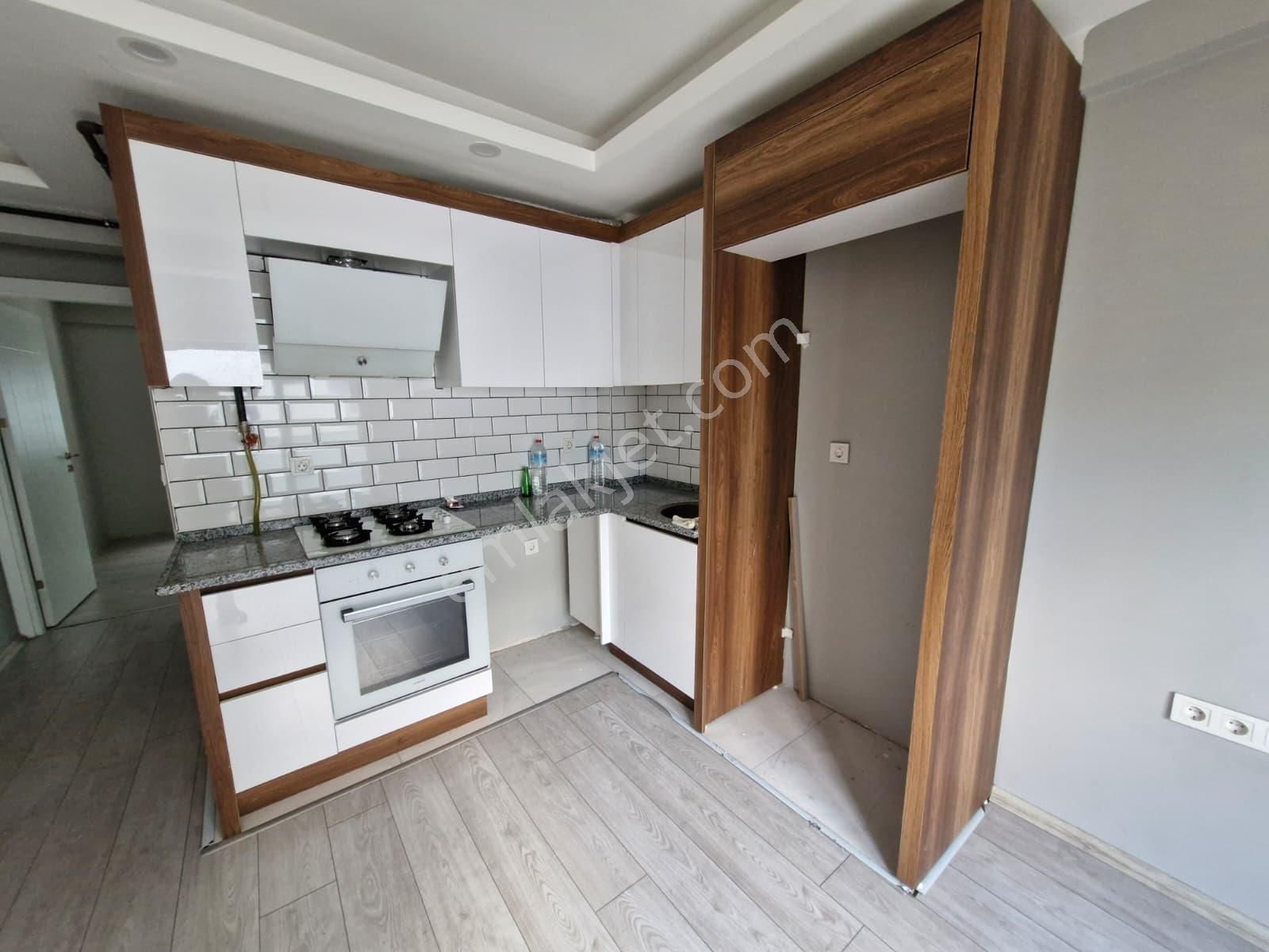 Çiğli Küçükçiğli'de Kiralık 1+1 Sıfır Daire - Görsel 9