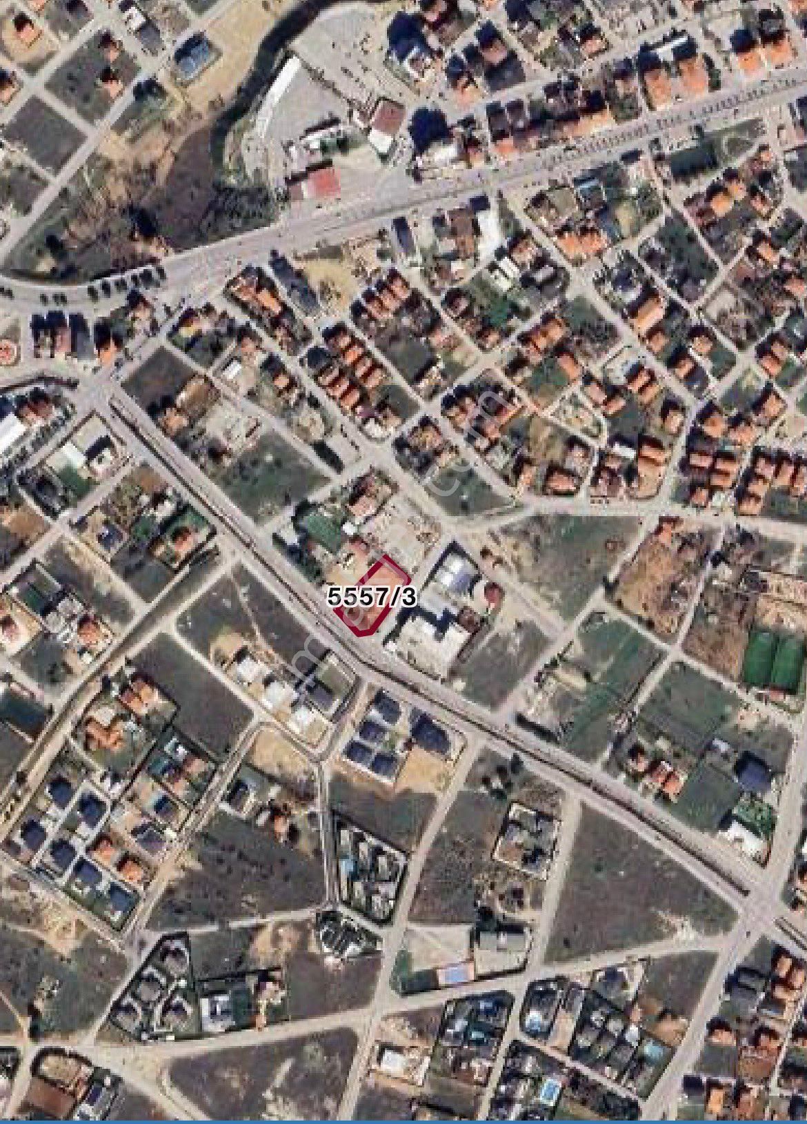 Denizli Merkezefendide Yürüyüş Yolu Altında Saki Restaurant Civarı 2310m2 Satılık Arsa