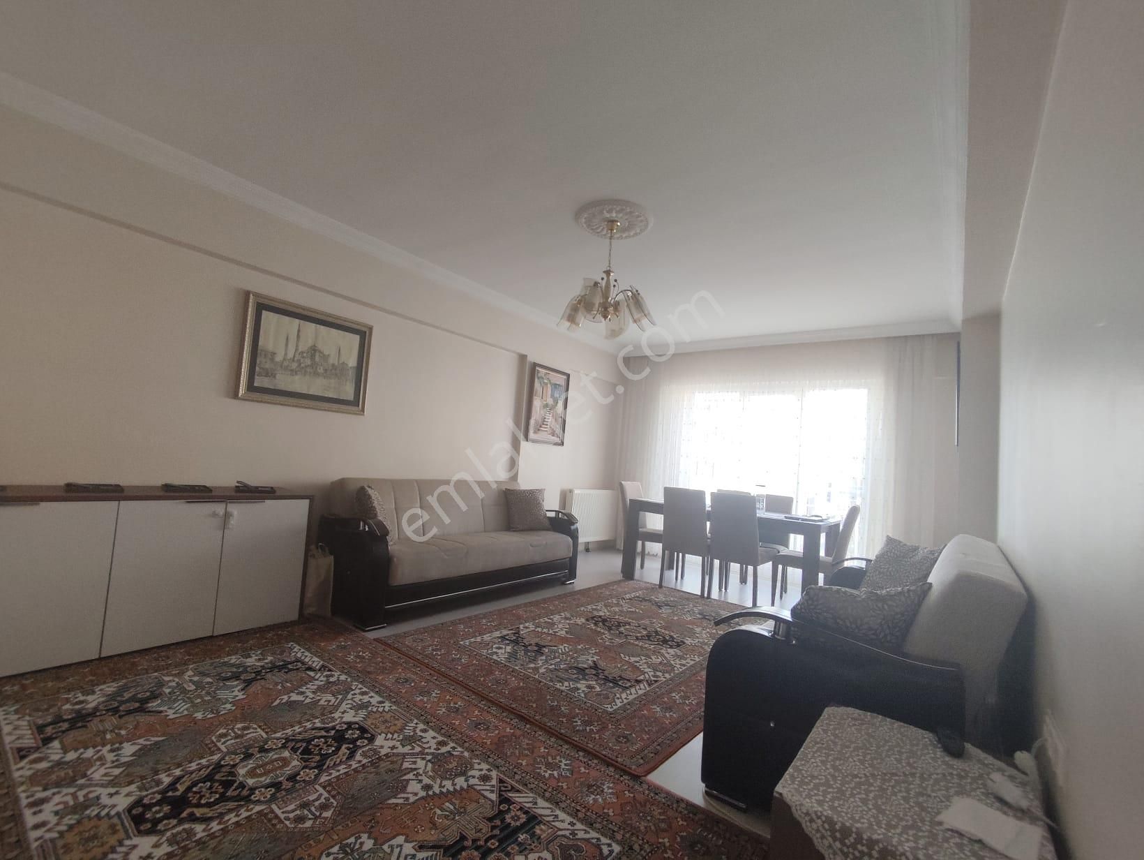 Yılmaz Gayrimenkulden 10 Yıllık 3+1 1 Kat Ful Yapılı Kacırılmayacak 3+1 Fırsat Dairesi - Görsel 2