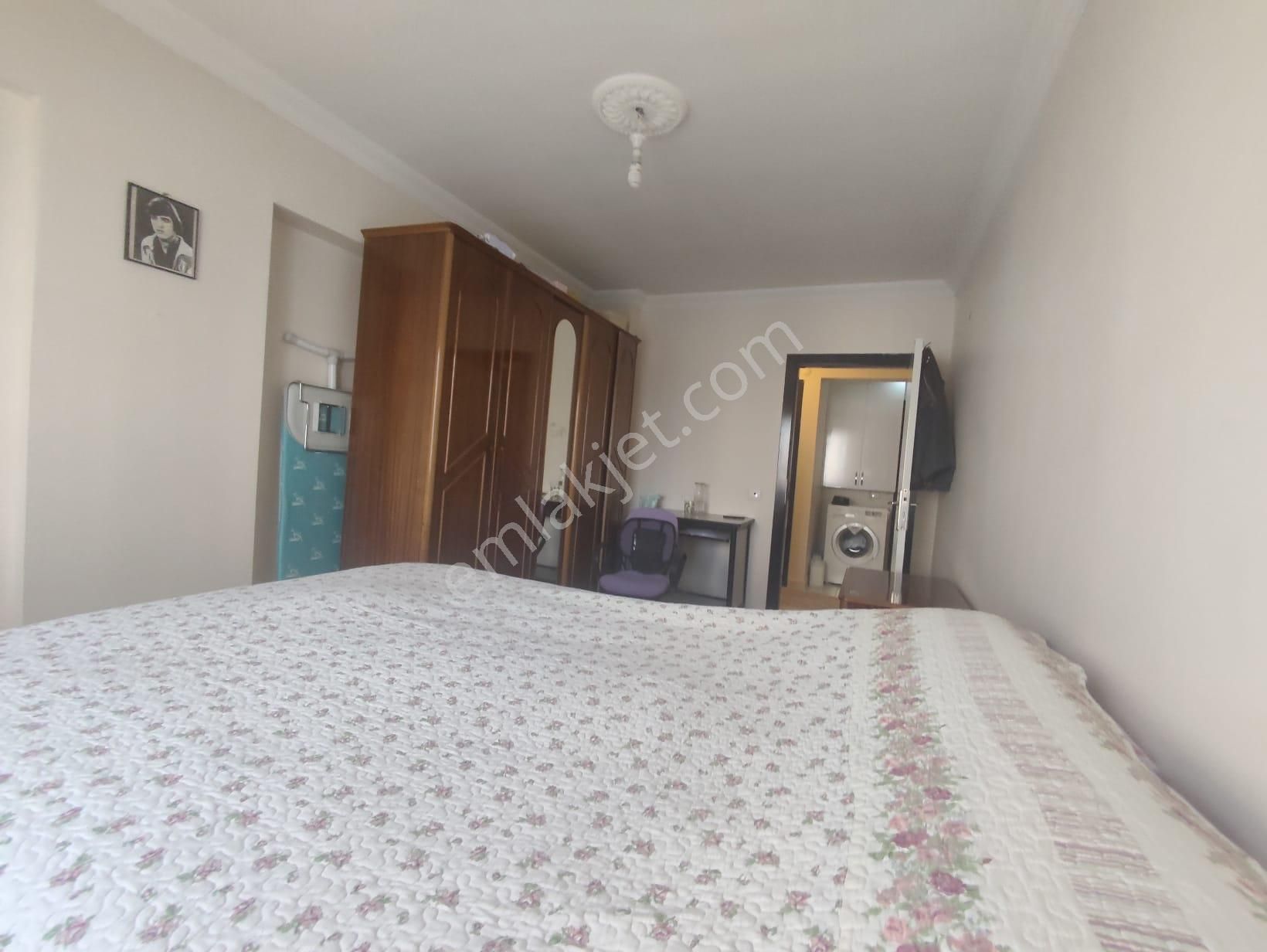 Yılmaz Gayrimenkulden 10 Yıllık 3+1 1 Kat Ful Yapılı Kacırılmayacak 3+1 Fırsat Dairesi - Görsel 4