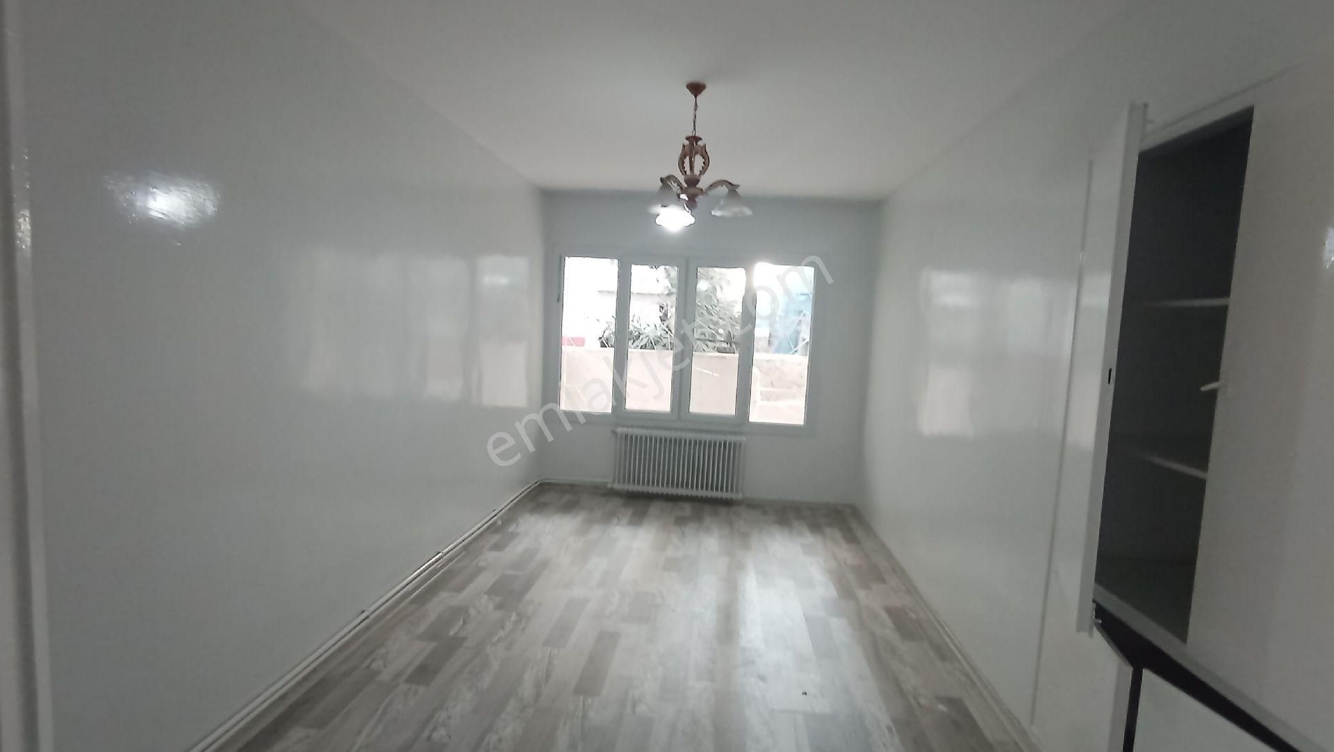 Kolejtepe Mahlesinde Merkezi Konumda 2+1 Giriş Kat Daire - Görsel 15