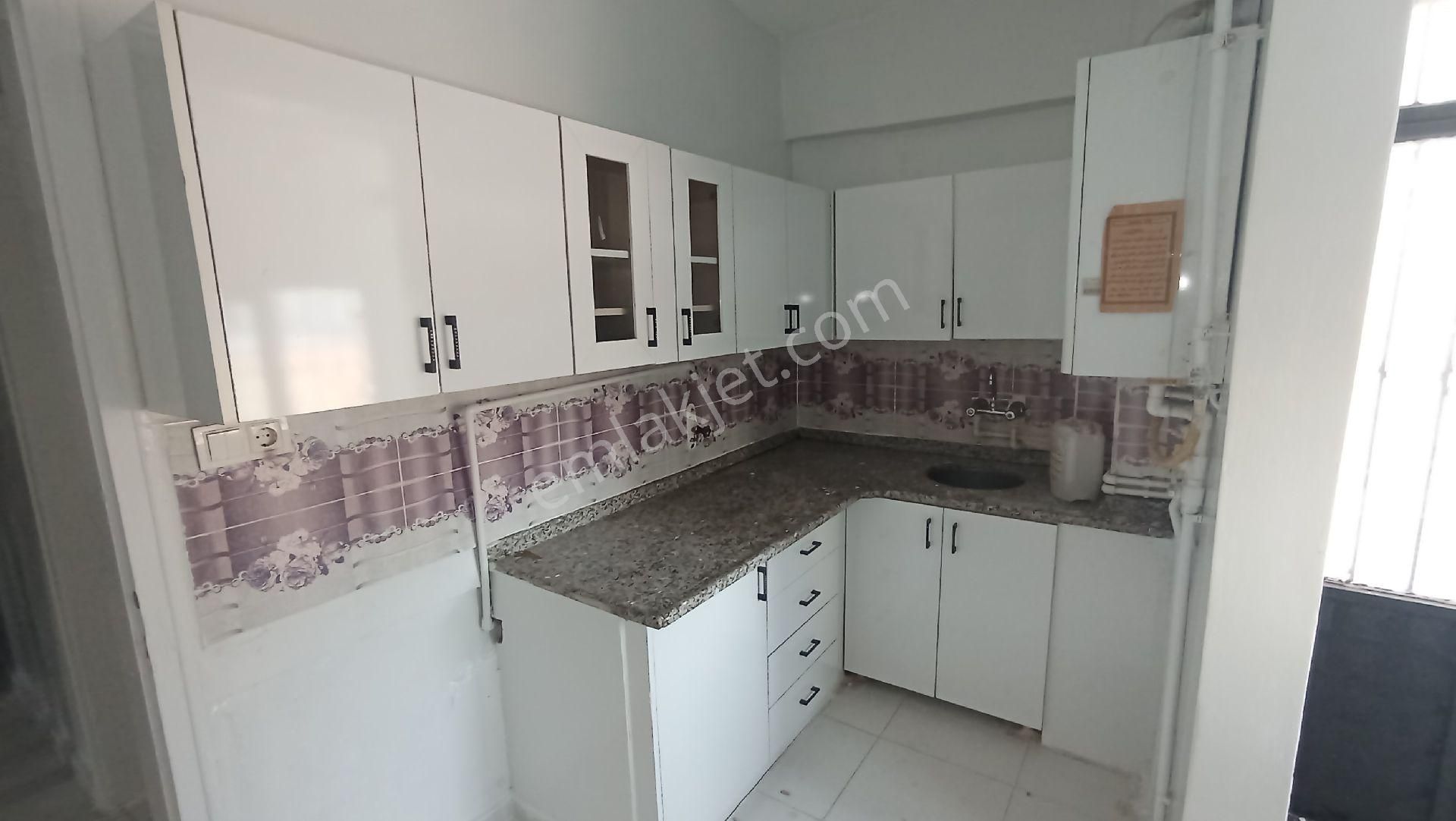 Kolejtepe Mahlesinde Merkezi Konumda 2+1 Giriş Kat Daire - Görsel 3