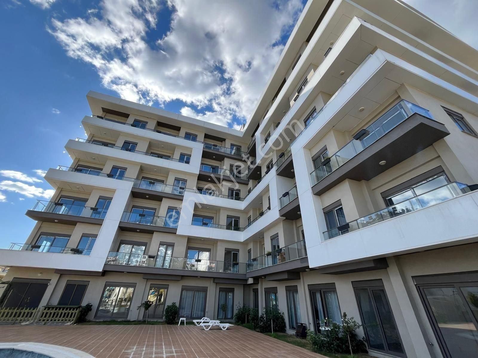 Alanya Avsallarda Acil Satılık 1+1 Lüks Daire - Görsel 18