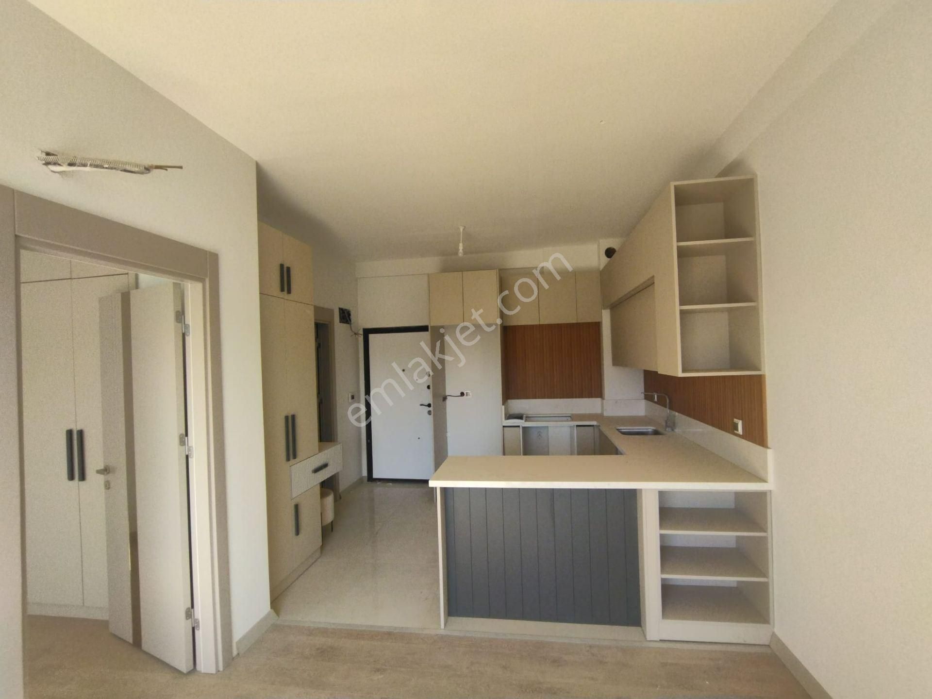 Alanya Avsallarda Acil Satılık 1+1 Lüks Daire - Görsel 25