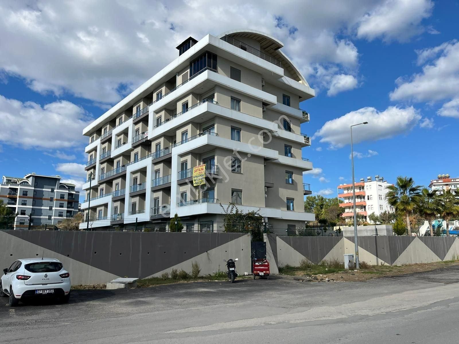 Alanya Avsallarda Acil Satılık 1+1 Lüks Daire - Görsel 22