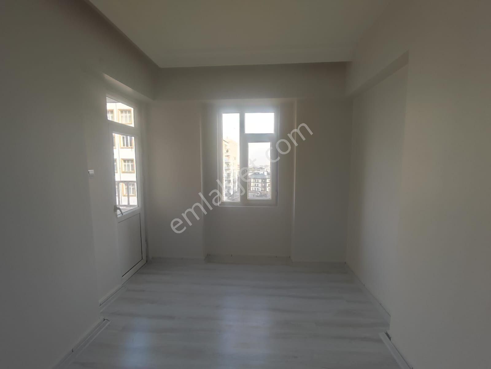 Gaziler Çeşme Durağı Civari Satilik 3+1 Arakat Daire - Görsel 30