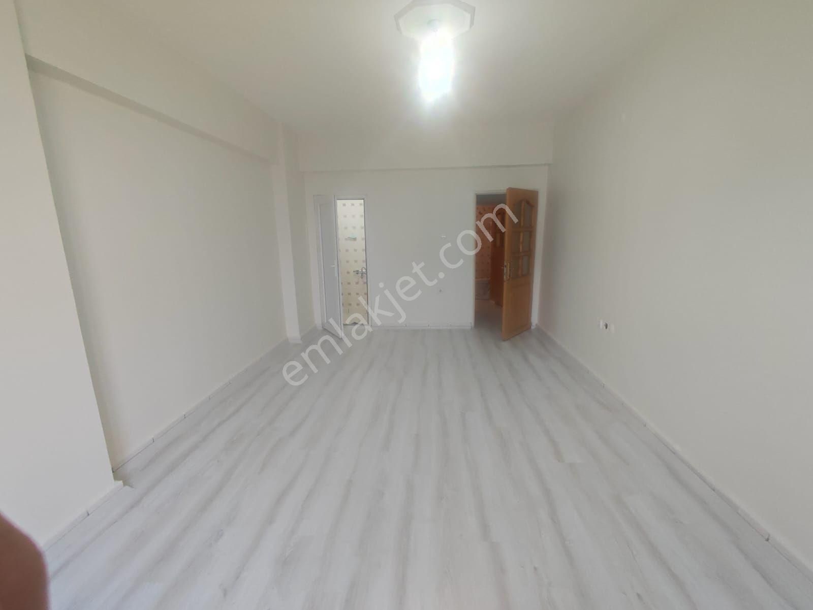 Gaziler Çeşme Durağı Civari Satilik 3+1 Arakat Daire - Görsel 14