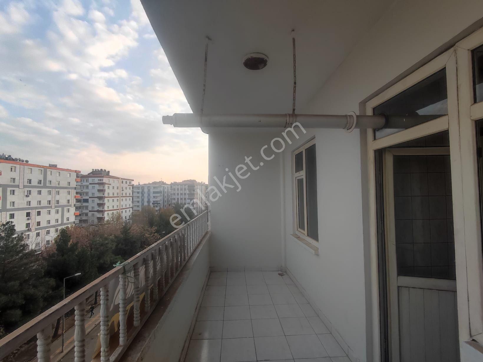 Gaziler Çeşme Durağı Civari Satilik 3+1 Arakat Daire - Görsel 5