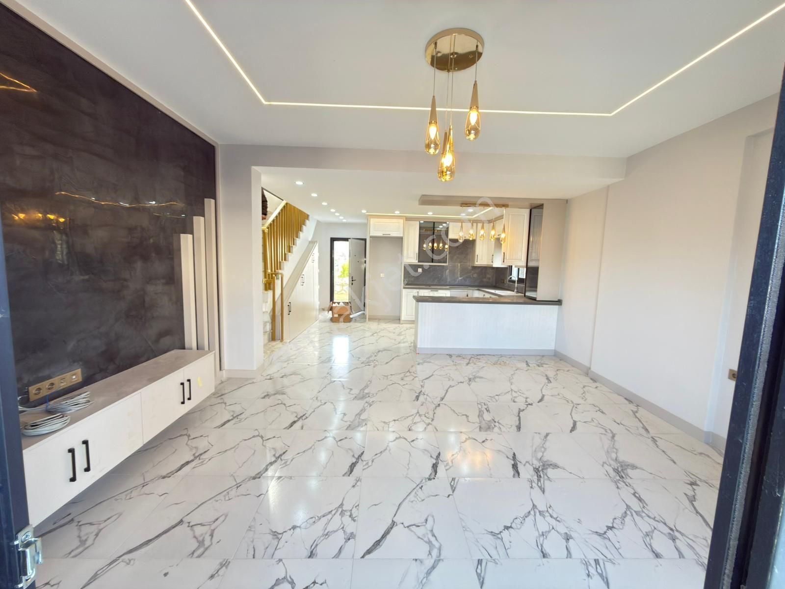 ‎  Hazar Gayrimenkulden Satilik Lüks Villa - Görsel 9