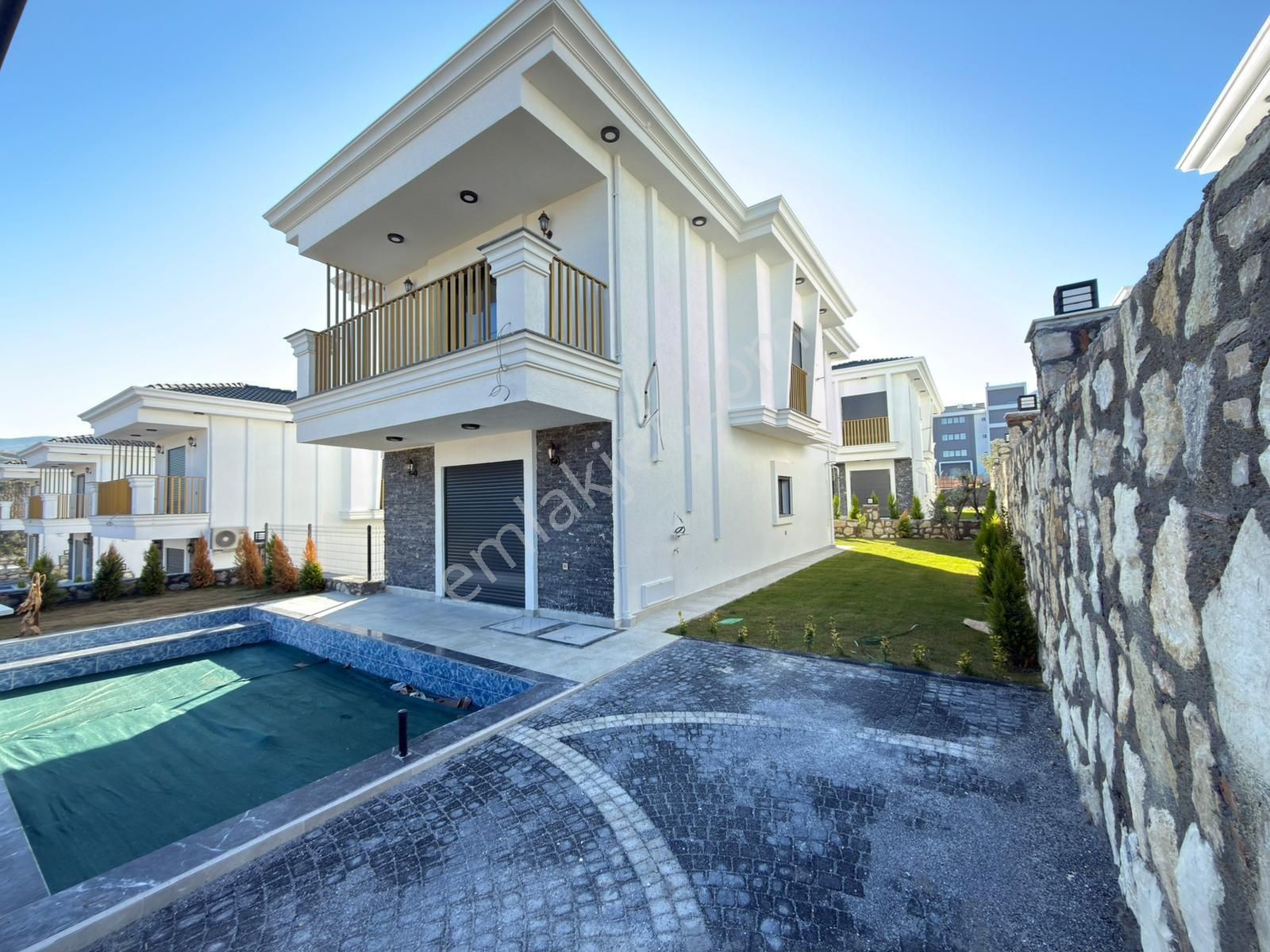 ‎  Hazar Gayrimenkulden Satilik Lüks Villa - Görsel 5