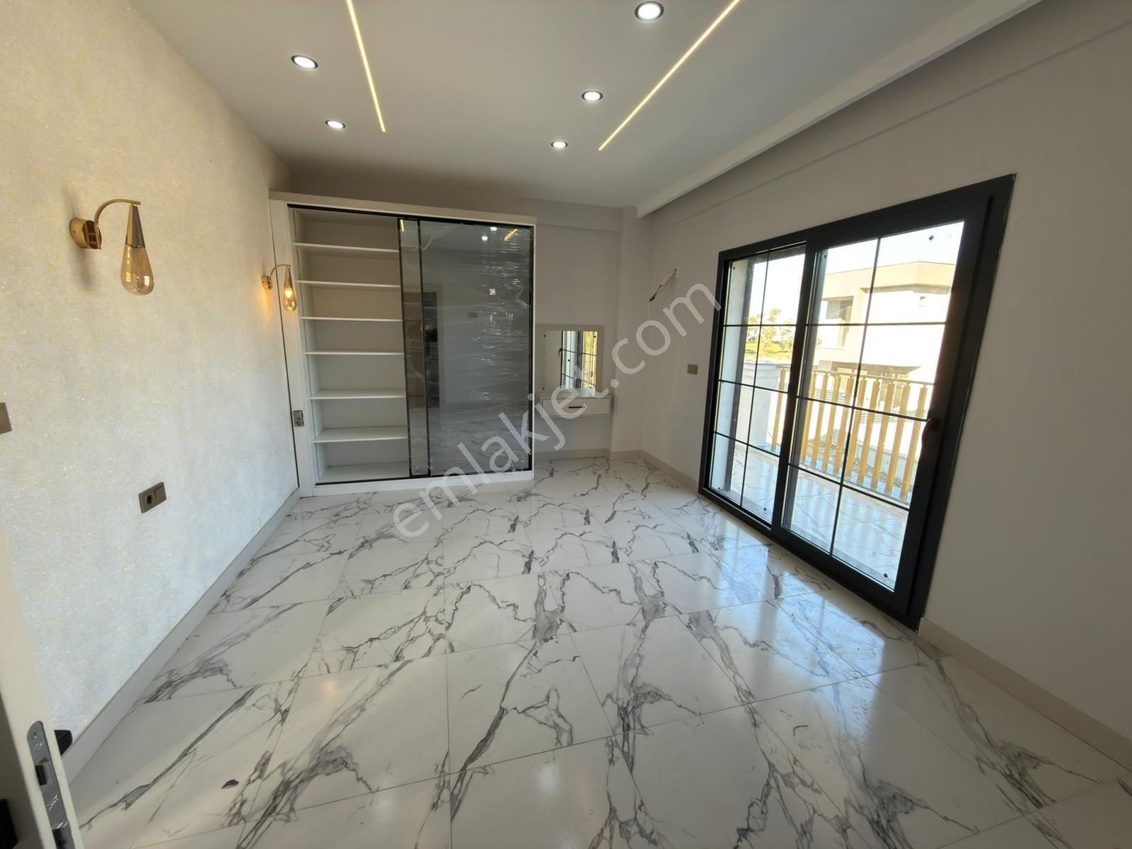 ‎  Hazar Gayrimenkulden Satilik Lüks Villa - Görsel 15