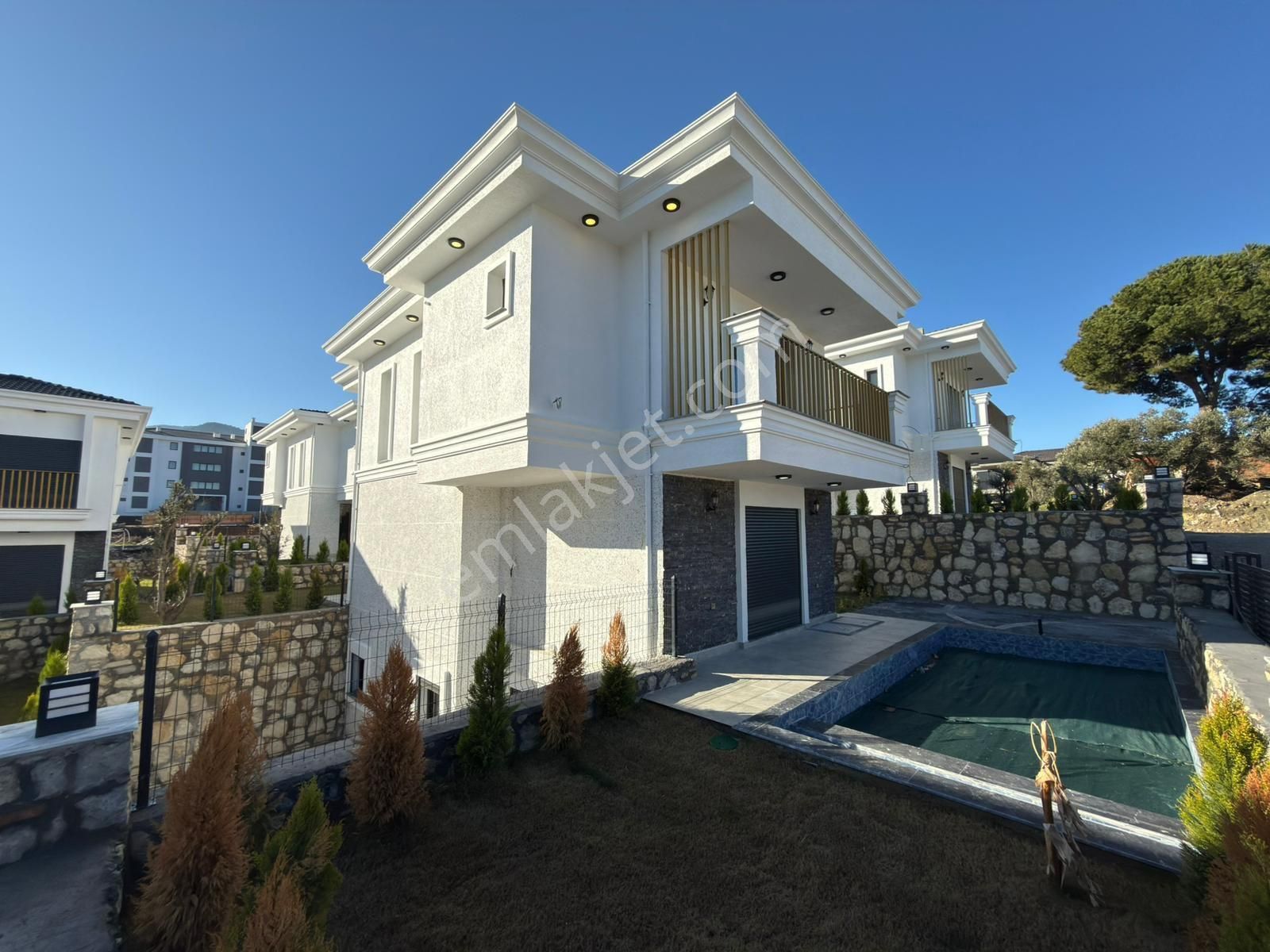 ‎  Hazar Gayrimenkulden Satilik Lüks Villa - Görsel 4