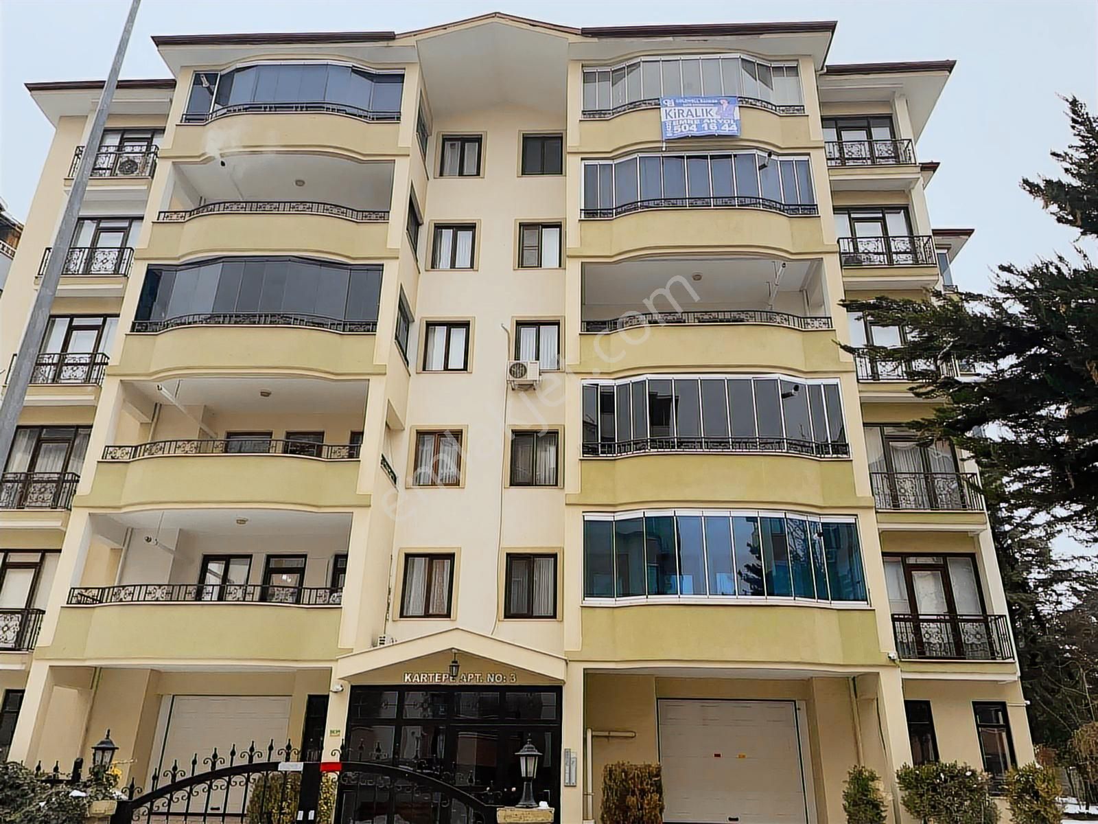 Coldwell Banker Safir'den Turğut Özal Mah. 3+1 Kiralık Daire