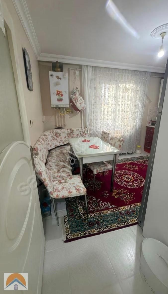 Mevlana Mahallesinde Arakat 3+1,120 M2 Tüm Odalar Geniş - Görsel 24