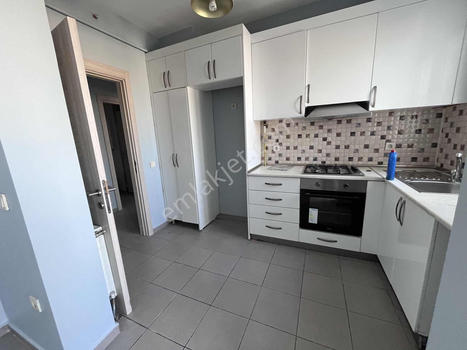 Ataşehir Atapark Konutları Golf Cephe Kiralık Daire - Görsel 12
