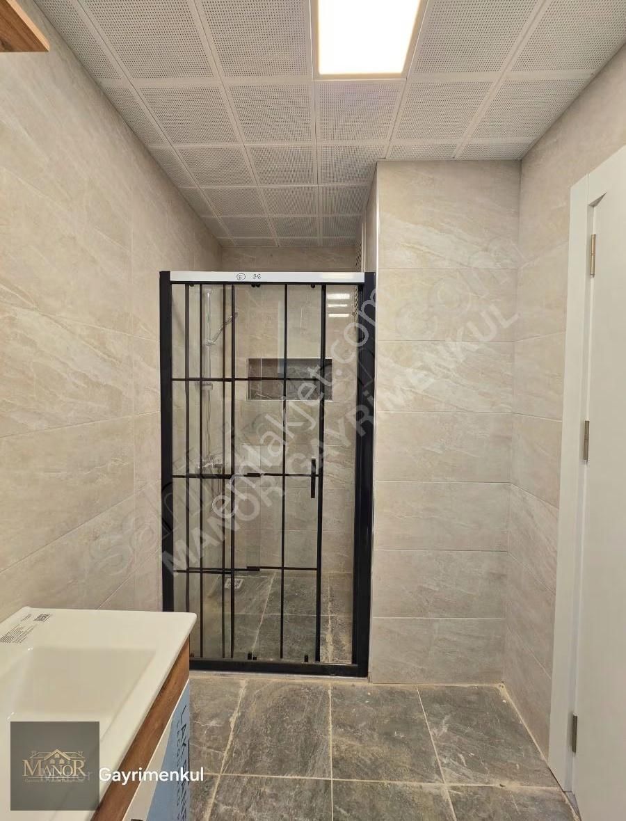 Kuşadasında 3+1 Deniz Manzaralı Yerden Isıtma Kiralık Daire