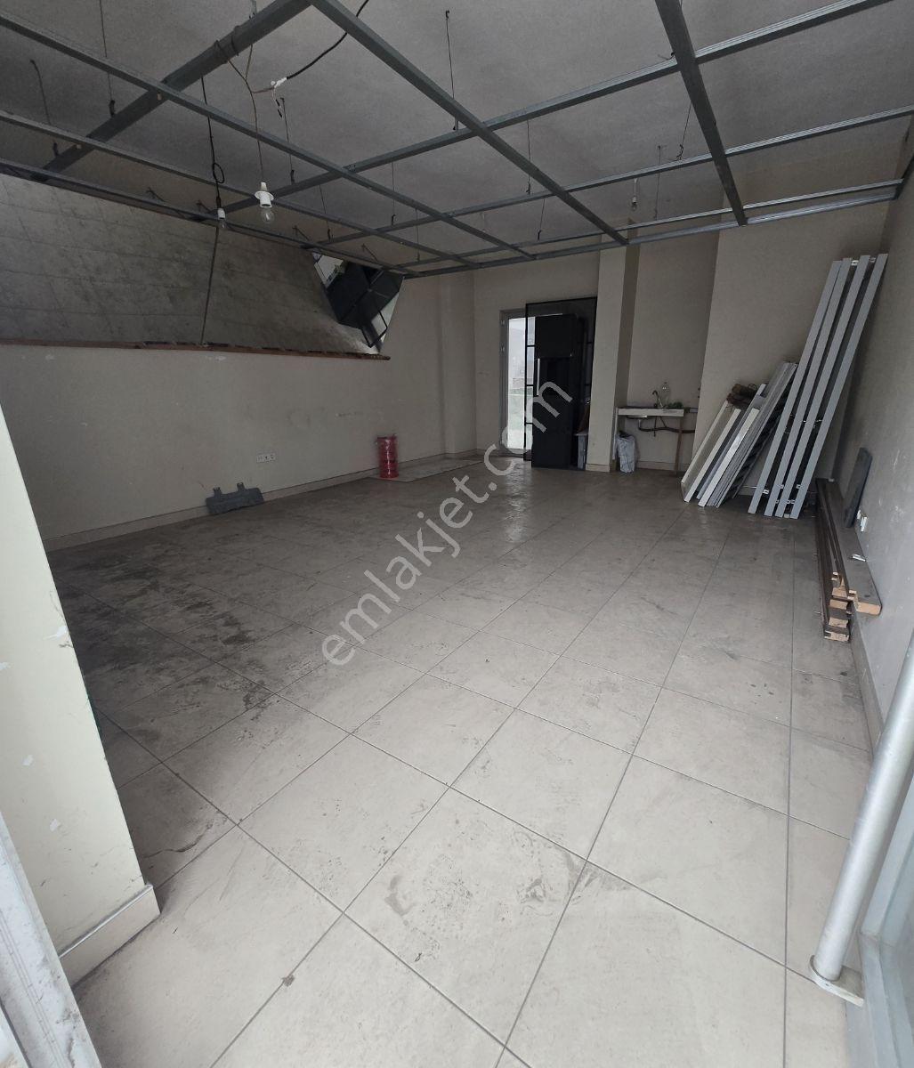 Pendik Esenler Mah. Kiralık İskanlı 45m2 Dükkan Mağaza - Görsel 6