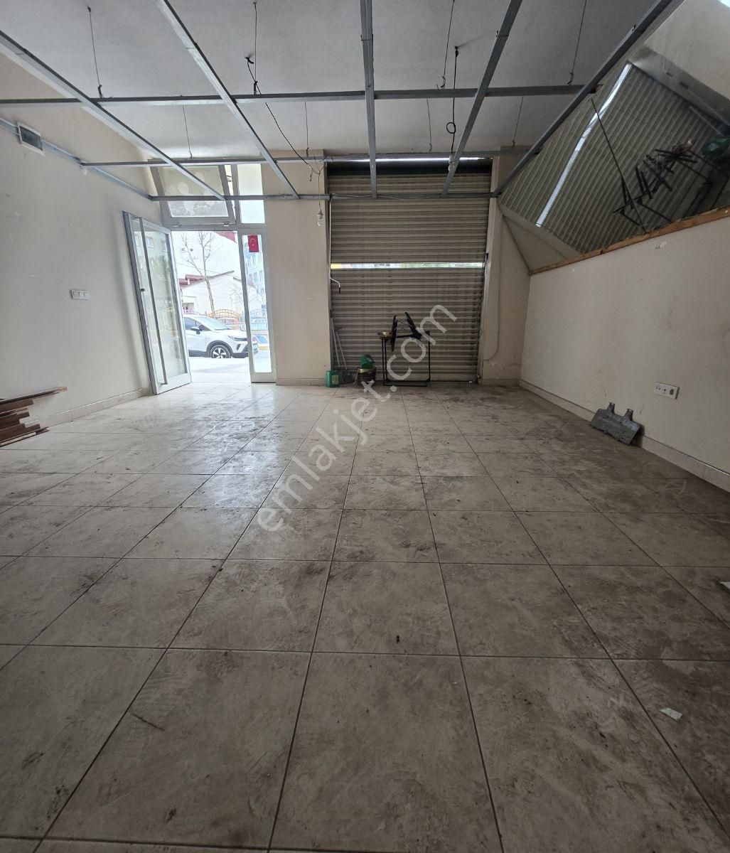 Pendik Esenler Mah. Kiralık İskanlı 45m2 Dükkan Mağaza - Görsel 10