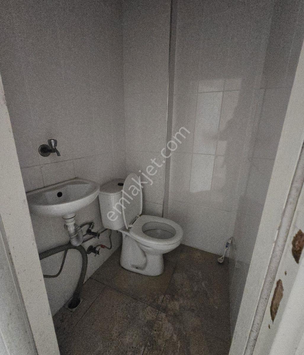 Pendik Esenler Mah. Kiralık İskanlı 45m2 Dükkan Mağaza - Görsel 25