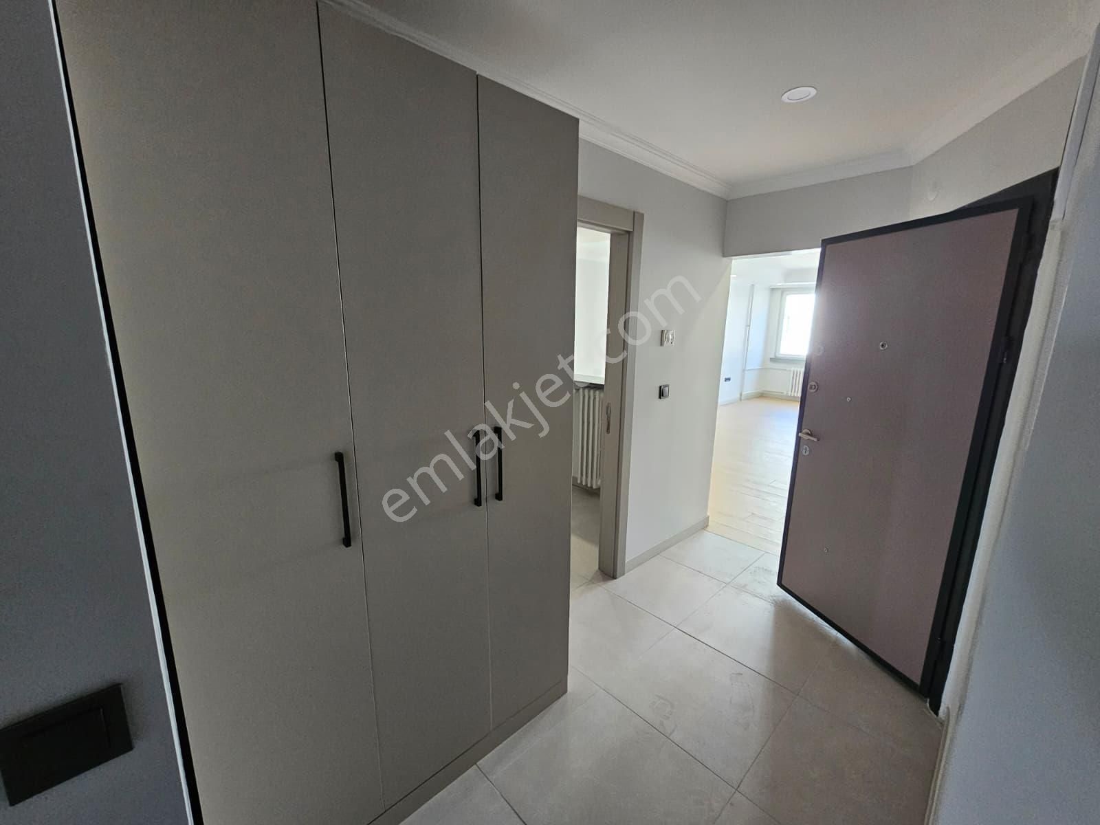 *genç Grup* Şehrin Merkezinde Porsuk Manzaralı İçi Full Yapılı - Görsel 17