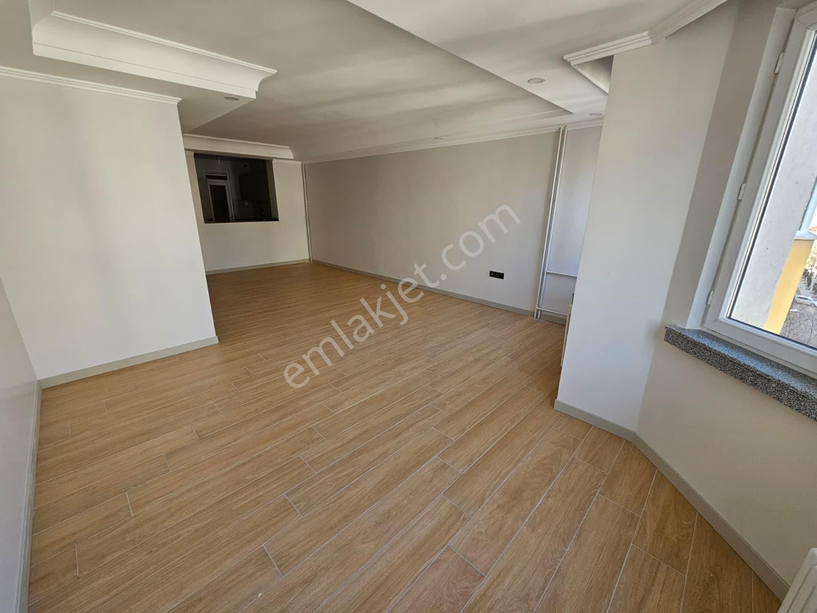 *genç Grup* Şehrin Merkezinde Porsuk Manzaralı İçi Full Yapılı - Görsel 12