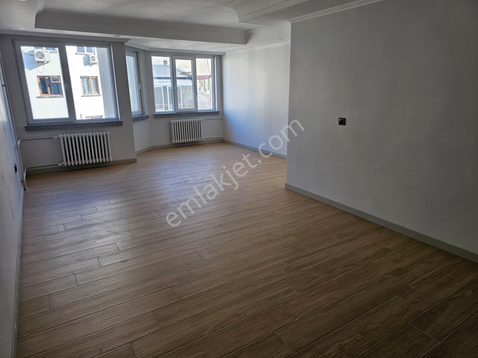 *genç Grup* Şehrin Merkezinde Porsuk Manzaralı İçi Full Yapılı - Görsel 5