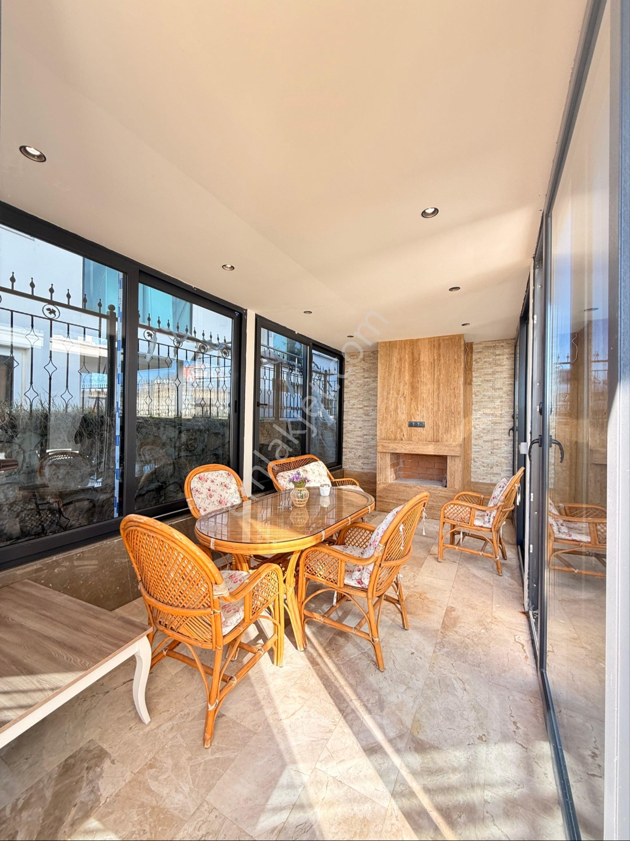 Remint’den Kabasakal’da Bahçe Katı 2+1 Açık Mutfak Çift Banyo Direk Hasarsız Satılık Daire! - Görsel 2