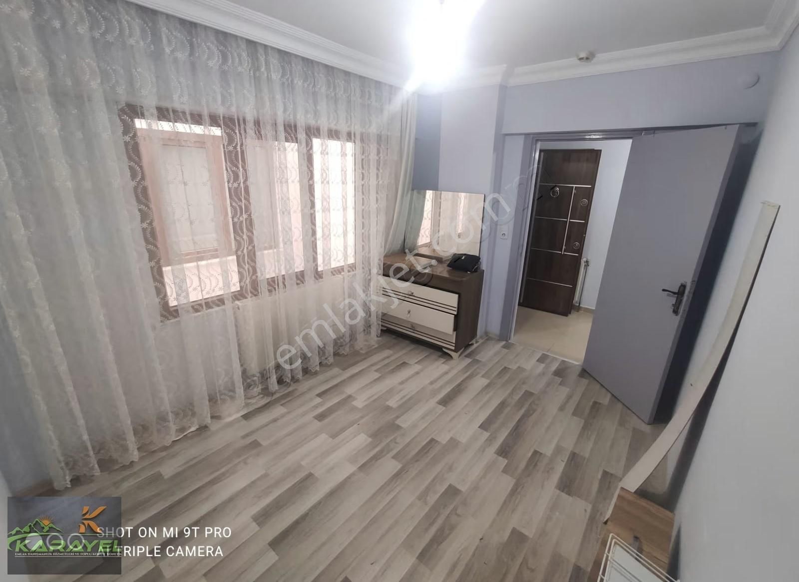 8 Daire 1 Dükkan 1 Ofis 231 M2 Arsa Payı Komple Satılık Bına - Görsel 20