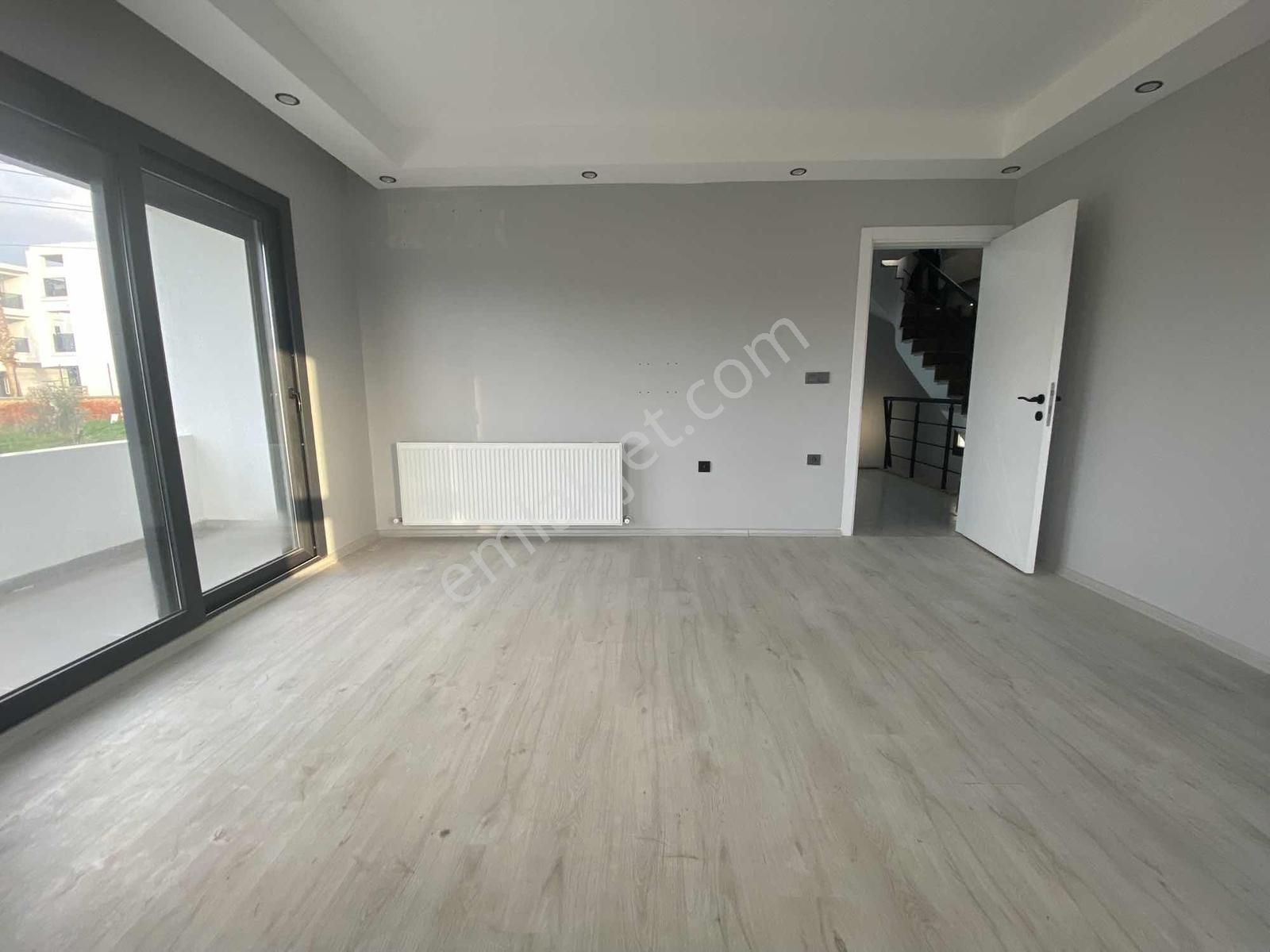 Turyap'tan Doğada,70m² Hobi Odalı,müstakil Bahçeli,trıplex Villa - Görsel 11