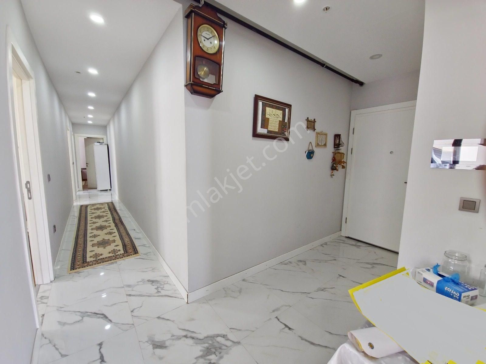 Ayşekadın Da İki Kat Kapalı Otoparklı Ve Yüzme Havuzlu 3+1 Daire - Görsel 20