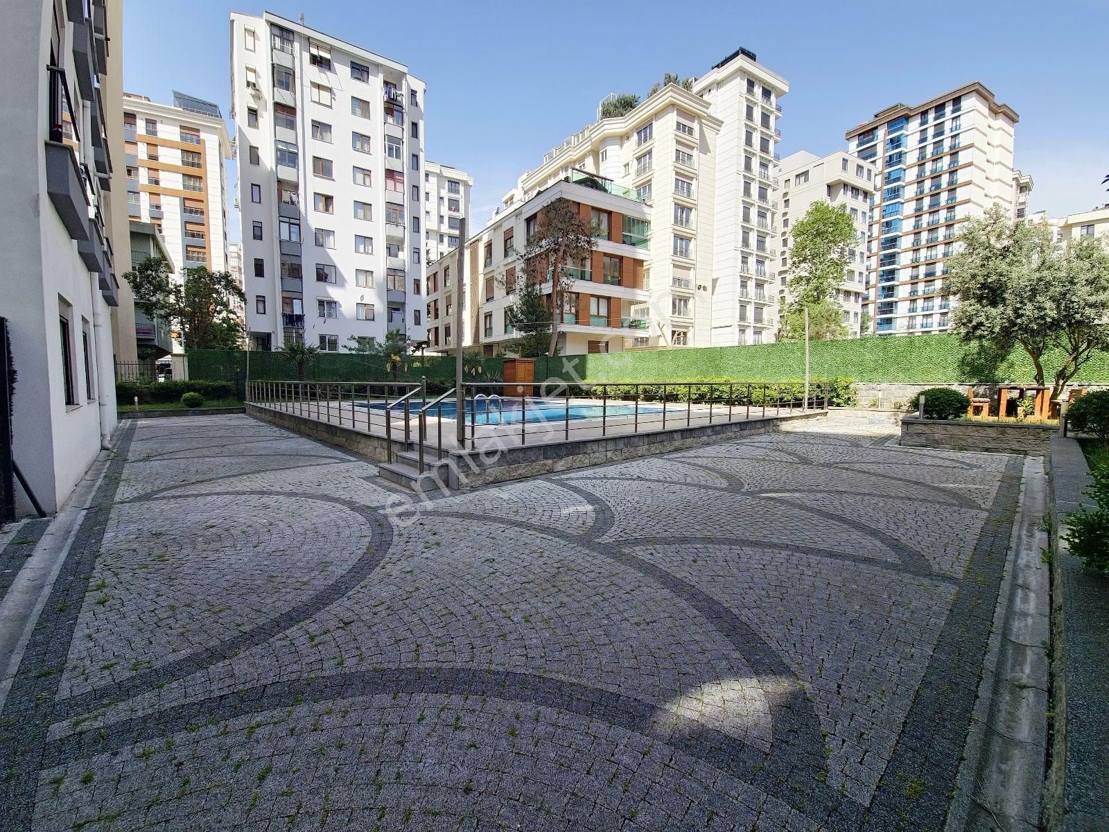 Ayşekadın Da İki Kat Kapalı Otoparklı Ve Yüzme Havuzlu 3+1 Daire - Görsel 28