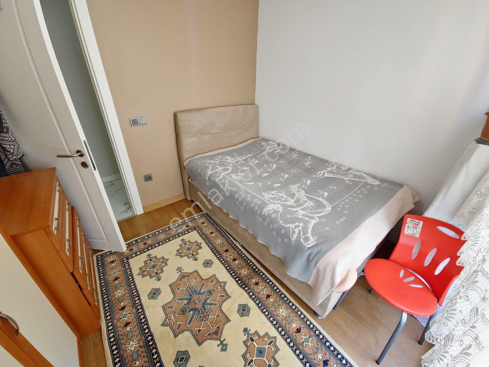 Ayşekadın Da İki Kat Kapalı Otoparklı Ve Yüzme Havuzlu 3+1 Daire - Görsel 16