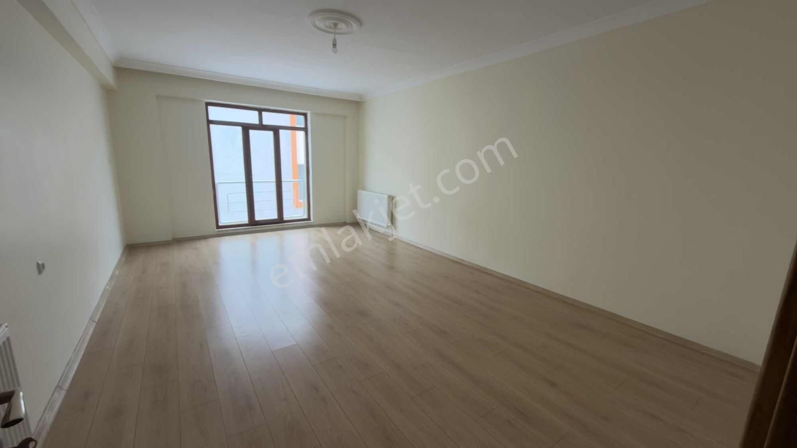 Remax Dem'de Atatürk Mh. Stadyum Yanı Kiralık Ara Kat 3+1 Daire - Görsel 7