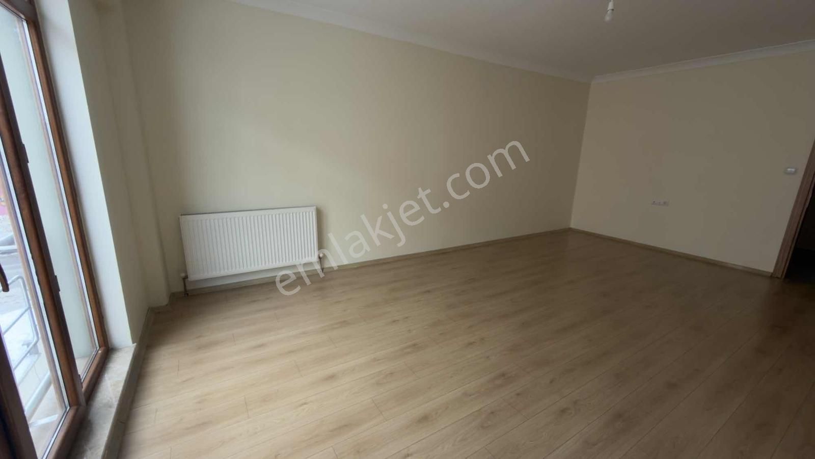 Remax Dem'de Atatürk Mh. Stadyum Yanı Kiralık Ara Kat 3+1 Daire - Görsel 17