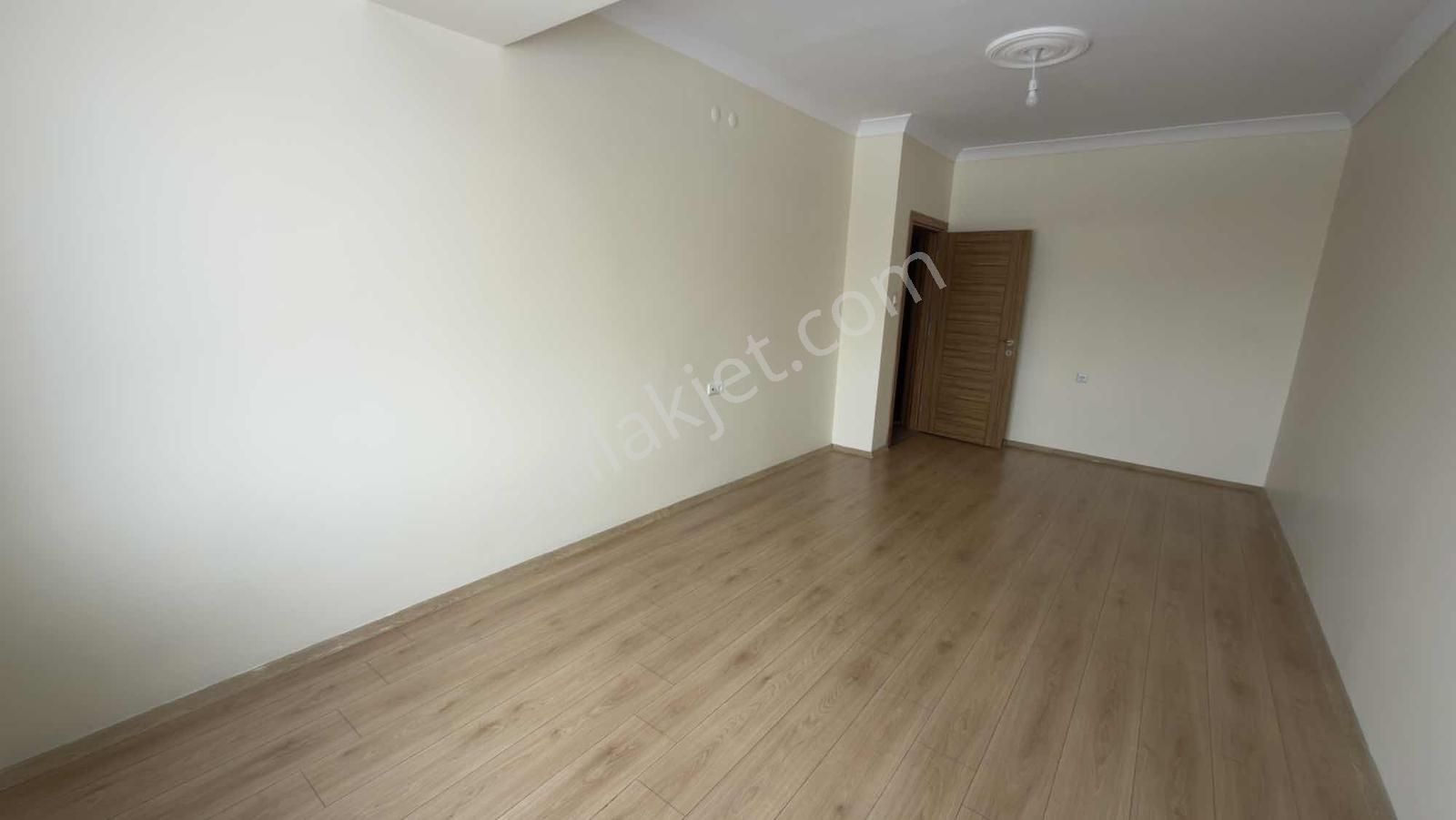 Remax Dem'de Atatürk Mh. Stadyum Yanı Kiralık Ara Kat 3+1 Daire - Görsel 25