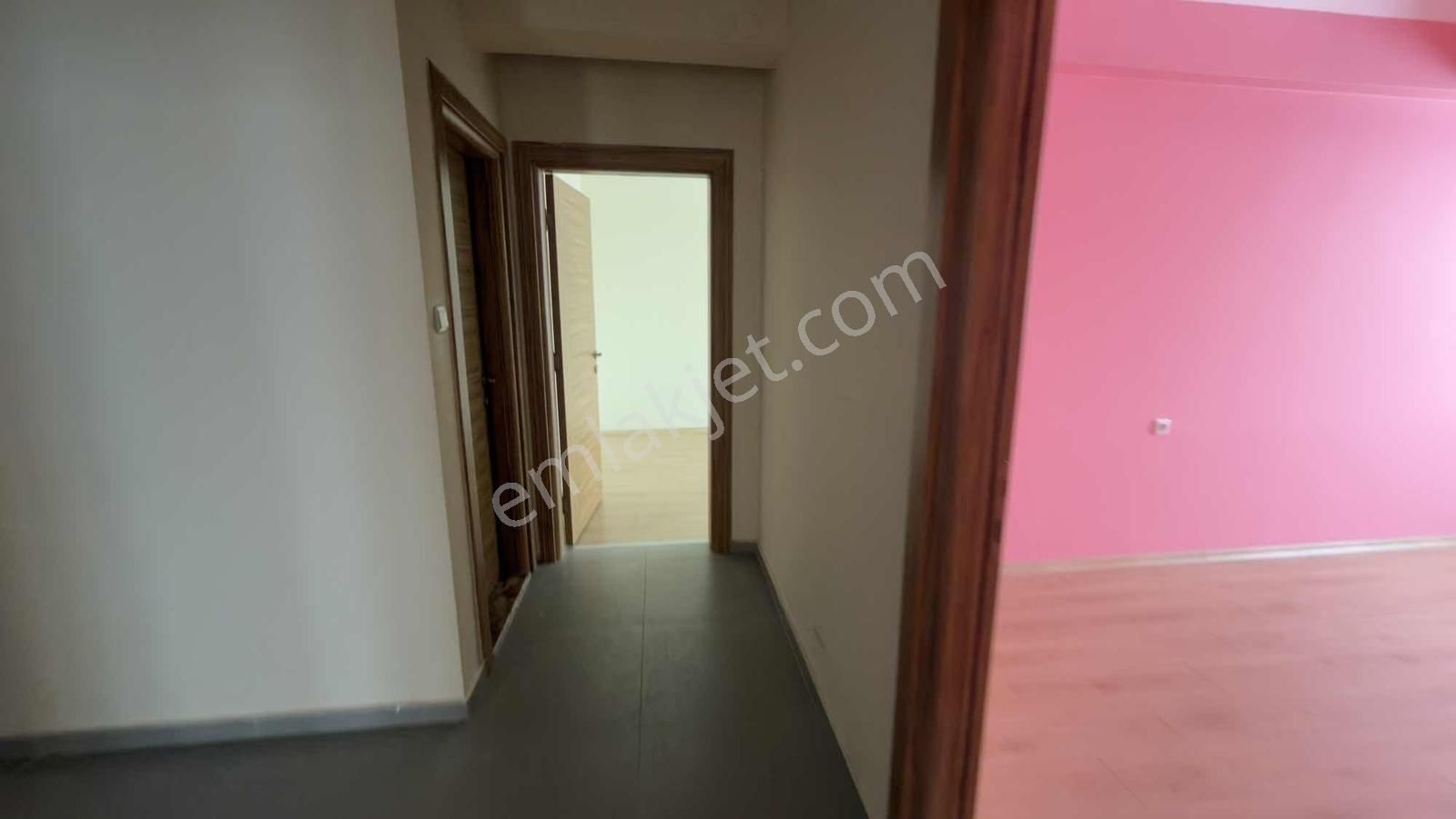 Remax Dem'de Atatürk Mh. Stadyum Yanı Kiralık Ara Kat 3+1 Daire - Görsel 21